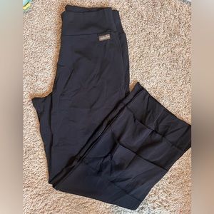 Matilda Jane women’s black wide leg stretch pants. New with tags